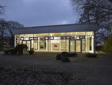 4 Brandenburg-Atlas - Blick auf den Ausstellungspavillon