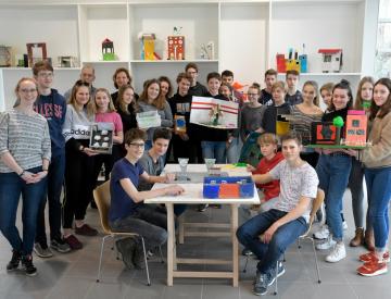 1 Gruppenbild - Das Hannah-Arendt-Gymnasiums zu Gast auf der Freundschaftsinsel